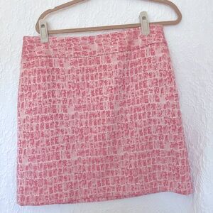 Ann Taylor Pink print skirt Size 12 Good used condition